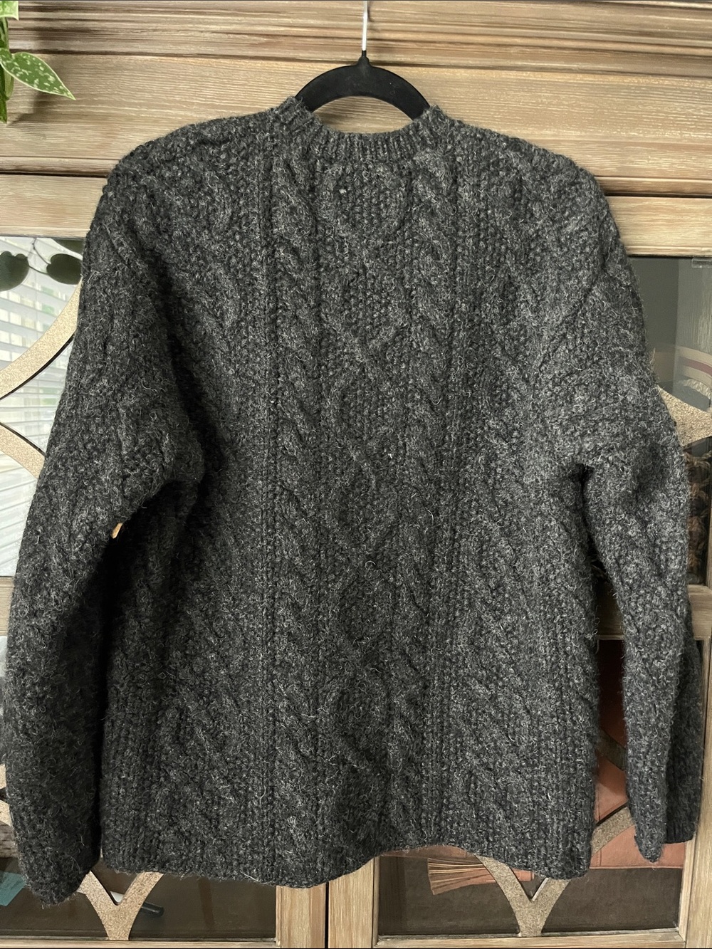 VINTAGE 100% WOOL J. Crew Dark Charcoal Cable Knit Crewneck Sweater - Picture 10 of 13